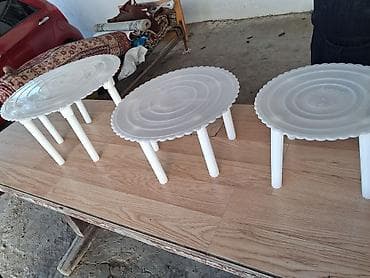nerj stol: Ağ rəngli plastik mini süfrə/çarpayı üstü stollar dəsti - 3 ədəd oval — 1