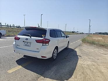 byd disk teker: Toyota Corolla Fielder Hybrid, ağ rəng, universal (wagon) kuzov — 6