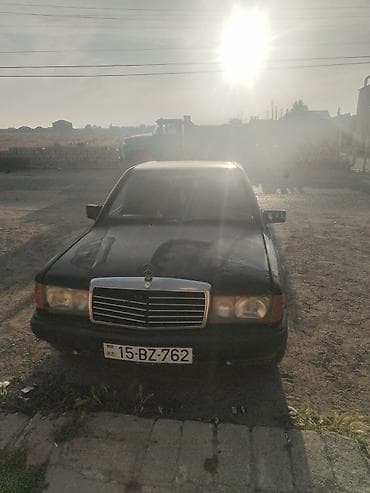 mersedes 211: Mercedes-Benz 190 (W201) sedan 1.8 mexanika oz adimdi, tecili satilir — 1