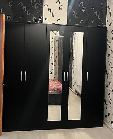 paltar dolablar: Dolab 150 azn satilir‼️unvan elmler l2111 sekine — 1