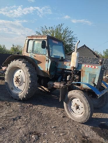 ford fusion naklatka: Traktor MTZ (Belarus) tipli, kabinalı, tam ölçülü arxa təkərli kənd — 8