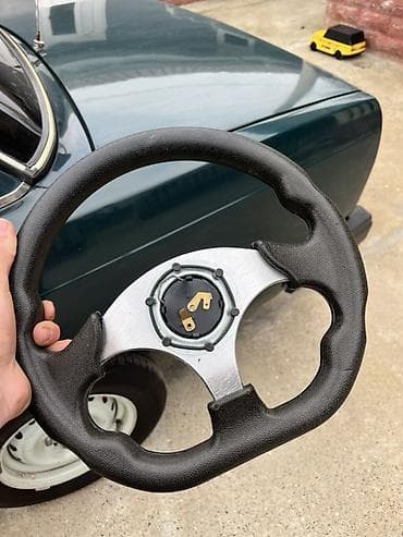 panelerin satisi: Sadə, VAZ (LADA), idman sükanı, 2025 il, Karbon, Yeni, Ünvandan götürmə — 2