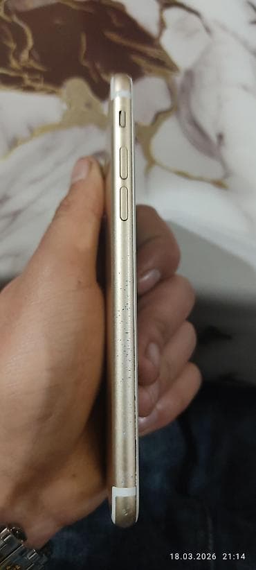 iphone 5 gold: IPhone 7, Qızılı, Qırıq — 5