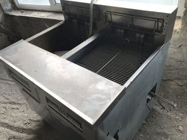 restoran ucun qab qacaq: Fastud və Burqer restorsnı ücunabsdanlıqlar satılır. Maqdonals — 24