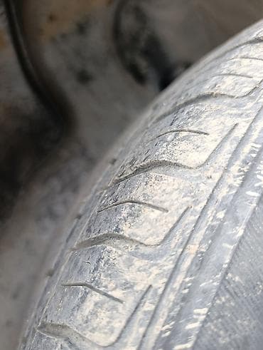 land rover frelander: 4 ədəd avtomobil şini - Ölçü: 215/55 R16 - Yük/sürət indeksi: 93V - — 7