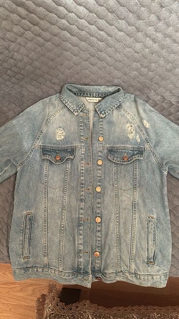 LCW Jeans markalı cins gödəkçə oversize - Rəng: açıq mavi, yuyulmuş lalafo.az -da LCW Jeans markalı cins gödəkçə oversize - Rəng: açıq mavi, yuyulmuş