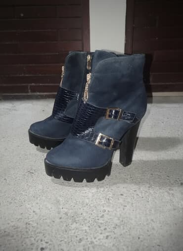 qadınlar üçün demisezon zamşa botfortlar: Ölçü: 39, rəng - Göy, İşlənmiş — 1