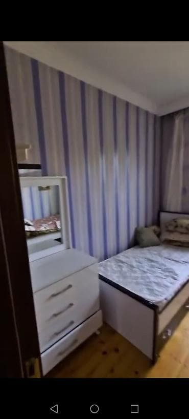 ev arenda: Fetəli Xan Koyski küç Gençlik Metrosun yaxınlıqı .200 saylı orta — 9