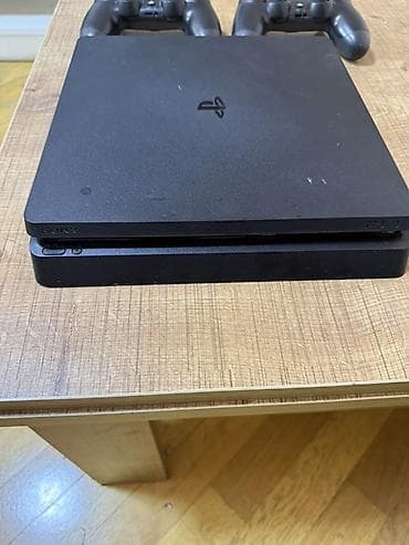 redmi pad 7: PlayStation 4 Slim oyun konsolu + 2 ədəd DualShock 4 pultu — 3