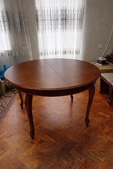 sazan yemi: Qonaq otağı üçün, Açılmayan, Yumru masa, 6 stul — 3