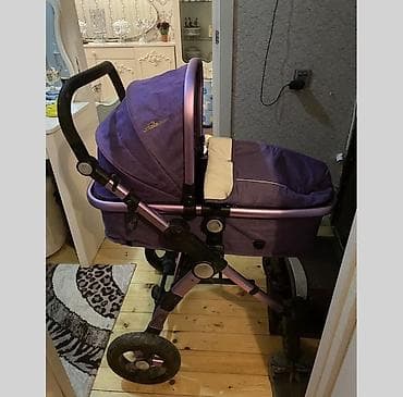 Çıxarıla bilən beşikli araba