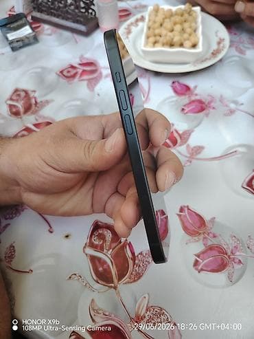 IPhone 15, 128 GB, Qara — 4