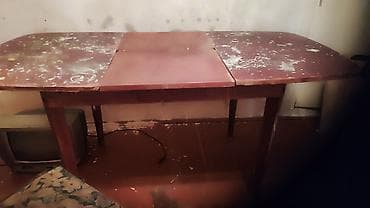 Diqqət təcili sovetdən qalma qədim tikiş i maşını satılır. işləkdir