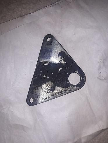 tekerler type 1: Məhsul: Üçbucaqlı metal montaj lövhəsi (avto hissə) Xüsusiyyətlər: - — 2