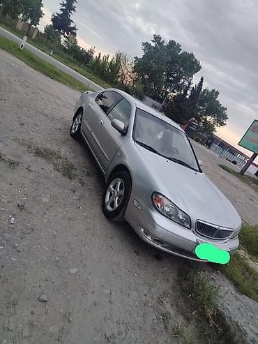 Nissan Maxima: 3 l | 2004 il Sedan