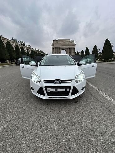 Ford Focus: 1.6 l | 2013 il 287529 km Hetçbek