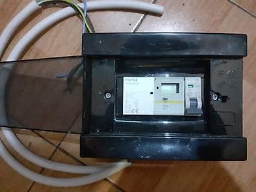 Parnik aparatdı Tərkib: - 2 ədəd rəqəmsal test cihazı: -şoçcik aparatı — 3