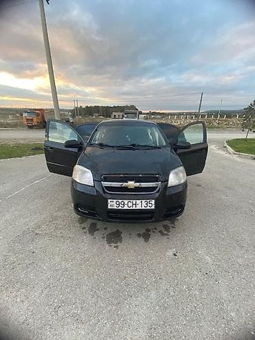 mini traktör satilir: Chevrolet Aveo: 1.4 l | 2011 il 111 km Sedan — 3