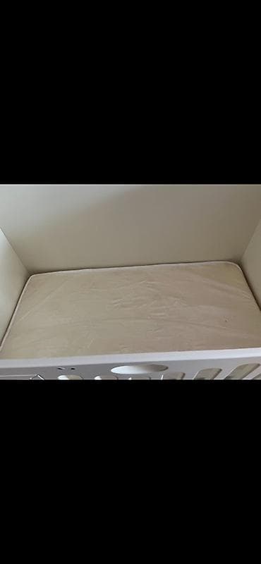 il: Oğlan və qız üçün, İşlənmiş, Yumru, Beşik, Dəstsiz, Matras ilə, Yellənmə mexanizm ilə — 2