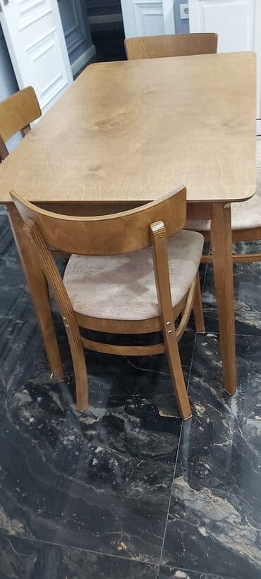 Mətbəx üçün, Yeni, Açılmayan, Dördbucaq masa, 4 stul
