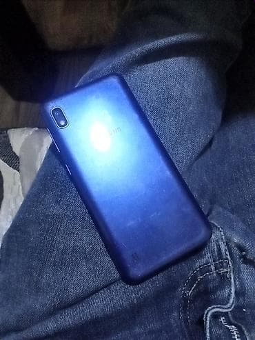 a 51 telefon: Samsung Galaxy A10, 4 GB, rəng - Göy — 2