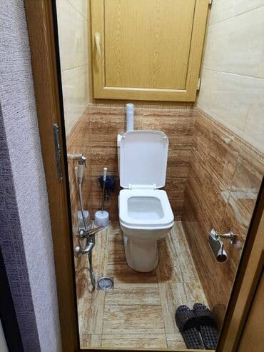 gence ev kirayesi: Memar əcəmi metrosu 5 mərtəbəli binanın 1-ci mərtəbəsində 3 otaqlı — 11