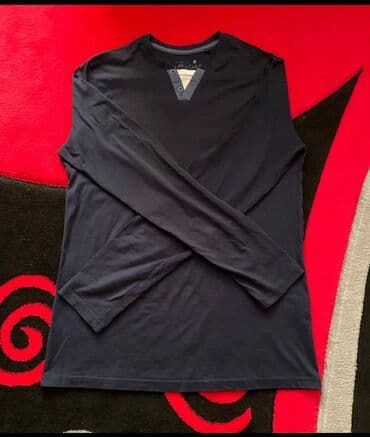 Kişi Paltarları Satılır. 1 şəkil: razmer 44-46 (S-M); 8 AZN. 2 şəkil lalafo.az -da Kişi Paltarları Satılır. 1 şəkil: razmer 44-46 (S-M); 8 AZN. 2 şəkil