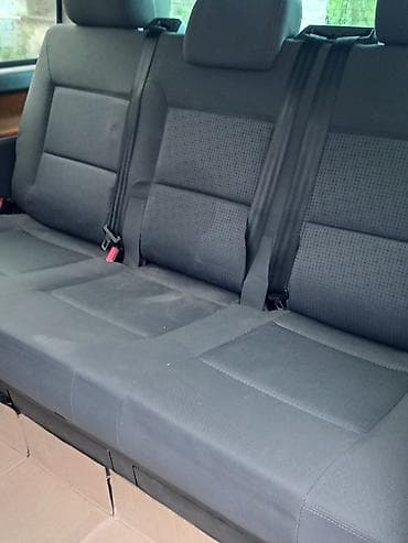 volkswagen beetle: Volkswagen Multivan: 2.2 l | 2004 il Van/Minivan — 5