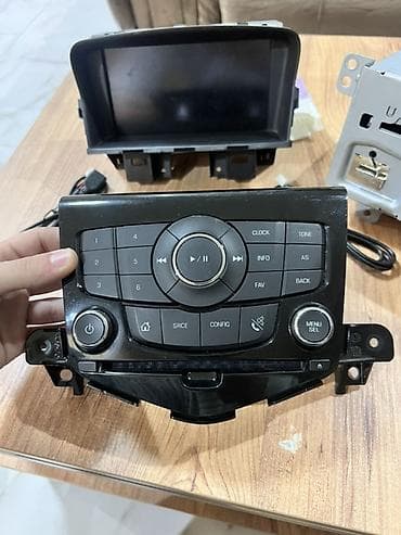 manitor kia: Monitor, Cihaz paneli, LCD displey — 2