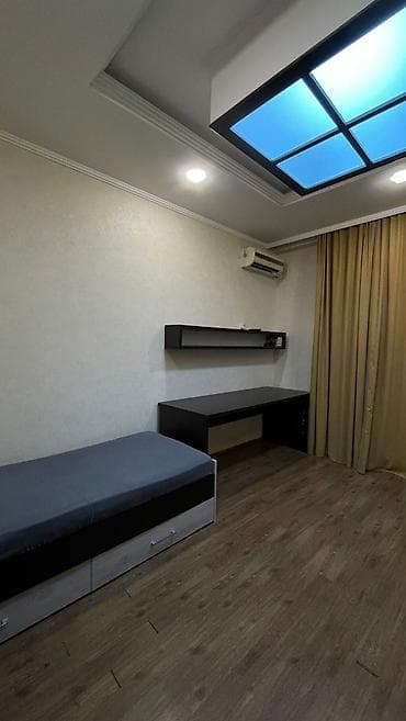 gencede ev: Mənzildə hal hazırda 2 nəfər oglan qalır əlavə 2 nəfər oğlana ehtiyac — 7