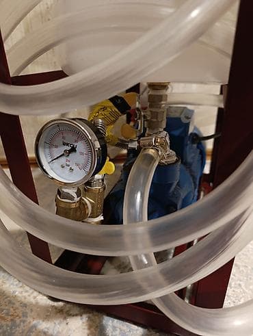 Samovarlar: 750 vatt 6-7 bar gücündə kombi və peç yuma aparatı satılır. Təzədir — 4