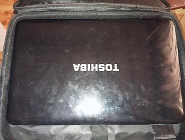 kompüter keys: Noutbuk çantası - Rəng: qara, üst hissədə incə qırmızı xətt detallı - — 2