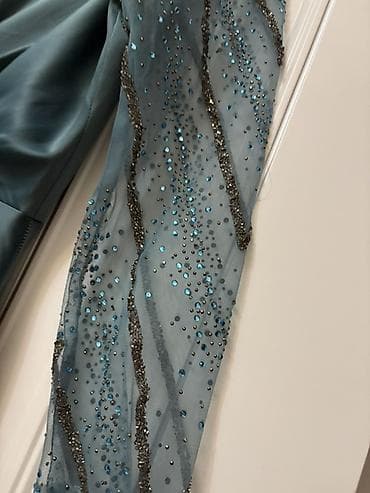 Личные вещи: Zərif ziyafət donu – mavi-yaşıl tonlarda, uzun və axıcı ətəkli model — 2