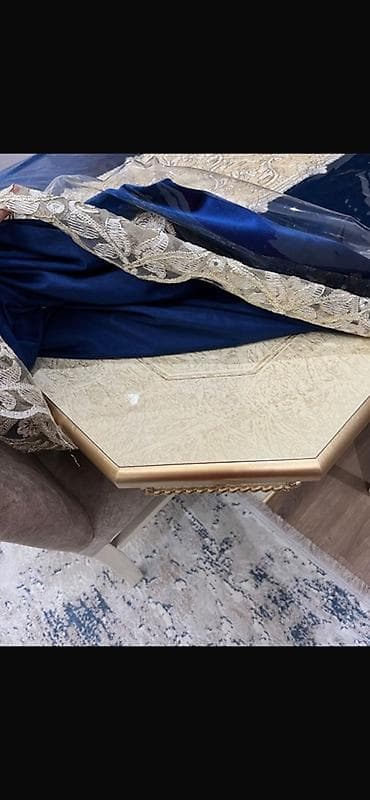 rezolyut masasi: Qonaq otağı üçün, İşlənmiş, Açılmayan, Dördbucaq masa, 6 stul — 3
