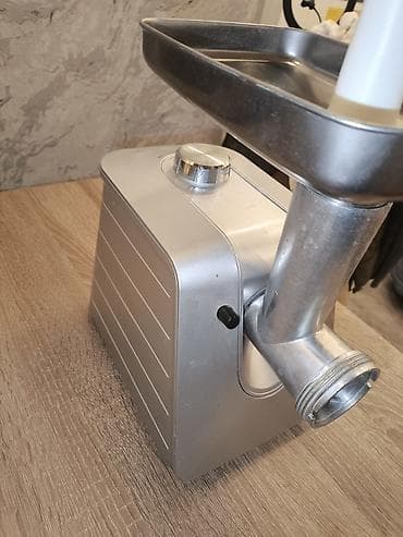 Кухонные плиты и варочные поверхности: Мясорубка Hoffmann — 4