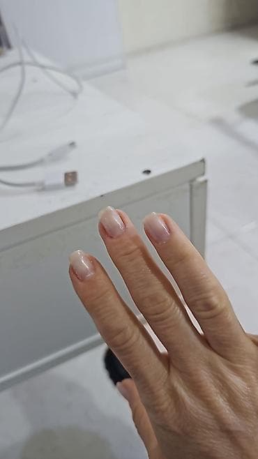 Красота и здоровье: Xidmət: Manikür və dırnaq dizaynı Təsvir: Öz işini bilən — 3