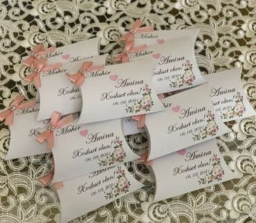 novruz xonca sekilleri: Xonca ucun paylama konfetler sifarisle bezedilir.Sifarisler en az 1 — 9