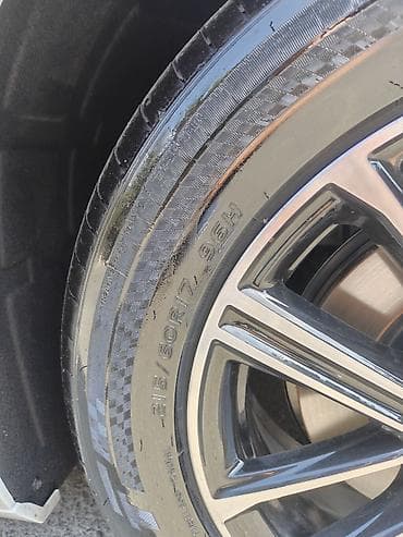 teker 16 type 1: 4 ədəd R17 disk və təkər. 215 / 60 R17. Təzə kimidir. Cəmi 2000 km — 2