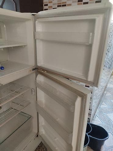 soyducular: 2 qapılı Fischer Soyuducu Satılır, rəng - Ağ — 4