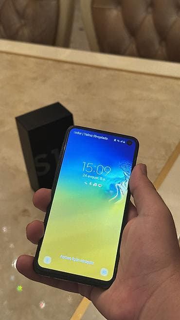 iphone x islenmis: Samsung Galaxy S10e, 128 GB, rəng - Qara, Düyməli, Sensor, Barmaq izi — 9