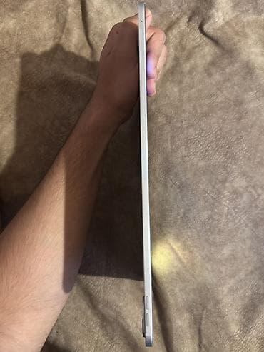 İşlənmiş Apple iPad Pro, 13", 512 GB, Pulsuz çatdırılma — 2