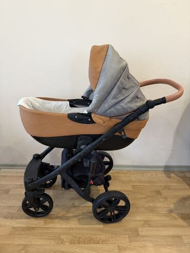 Klassik gəzinti arabası, Adamex, İşlənmiş, Cins: Oğlan