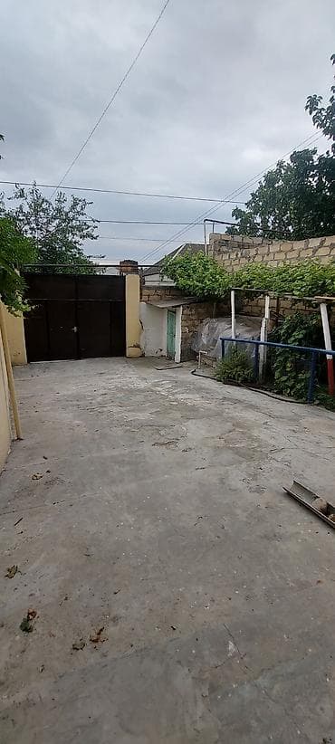 Satılır – 2 mərtəbəli həyət evi Aftozavot yolu istiqamətində, Max — 1