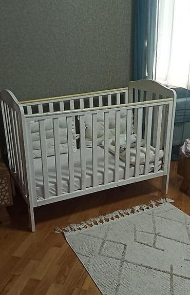Uşaq mebeli: Oğlan və qız üçün, Dördbucaq, Beşik, Dəst ilə, Matras ilə, Yellənmə mexanizmsiz — 1