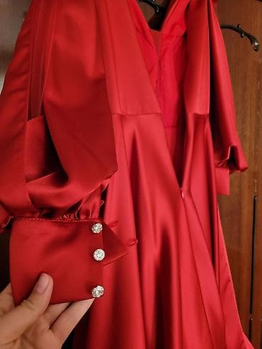 Birce defe Nisan ucun geyinilib. Balaca olur deye satilir 65m at lalafo.az Birce defe Nisan ucun geyinilib. Balaca olur deye satilir 65m