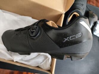 eliptik velosiped: Tezedi,Istifade olunmuyub.ORIGINALDI.Ayagimi sixir deye satiram,44 — 8