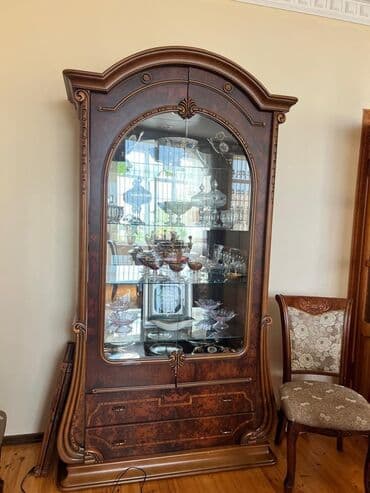 qabax stolu: Klassik yemək otağı dəsti Komplekt: - Geniş yemək masası – massiv — 3