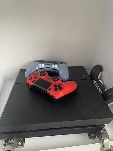 playstation 4 1 tb pro: PlayStation 4 oyun konsolu paketi - Model: PS4 (şəkildə göstərilən — 1