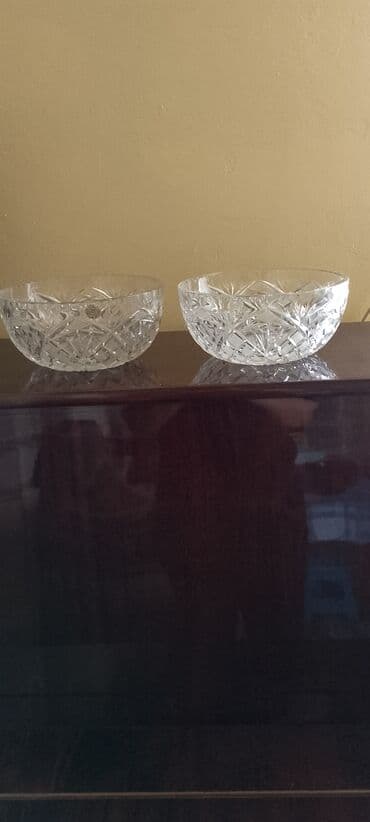 İçki üçün qablar: 2ededi 60manat — 1