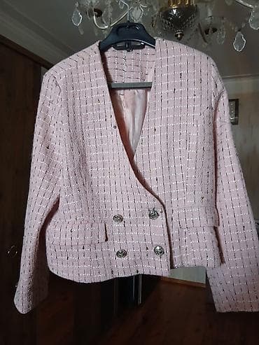 topdan paltar: M,38,(R),İşlənmiş.
1-i,1azn — 2